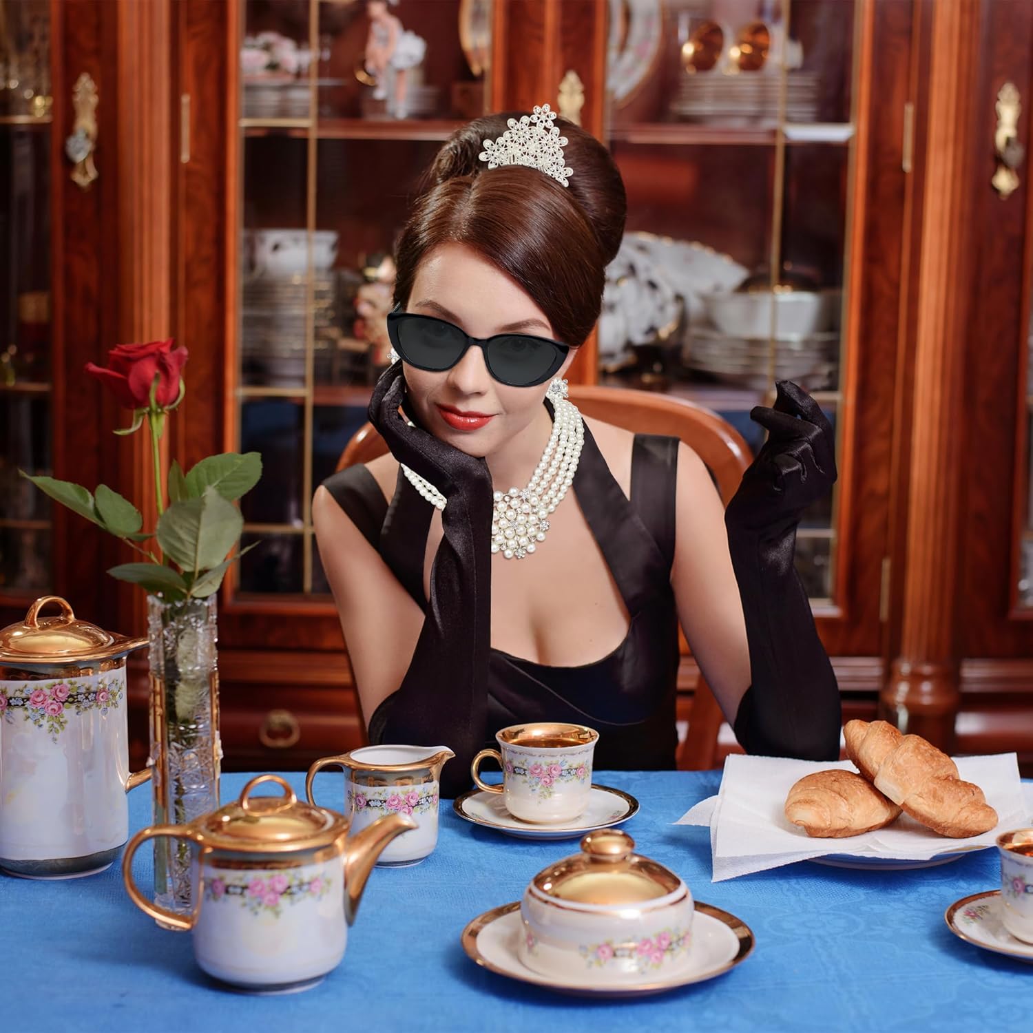1920s Accessories for Women to the 1920s set includes earringsenderNecklaceSunglassesGlovesCigarette Holder