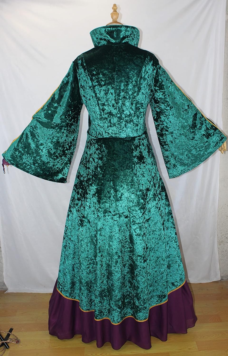 BICOPU Womens Medieval Witch Plus Size Orange Velvet Costume Robe